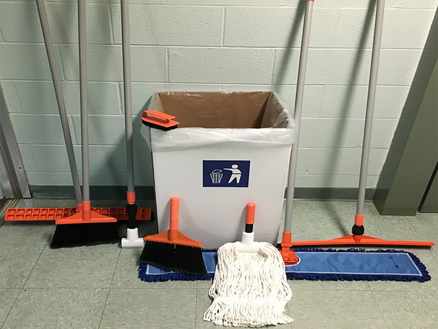 Prison Safe 33 Quart Mop Bucket Briarwood Products